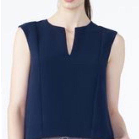 New without tag Armani Exchange Top - Picture 2 of 3
